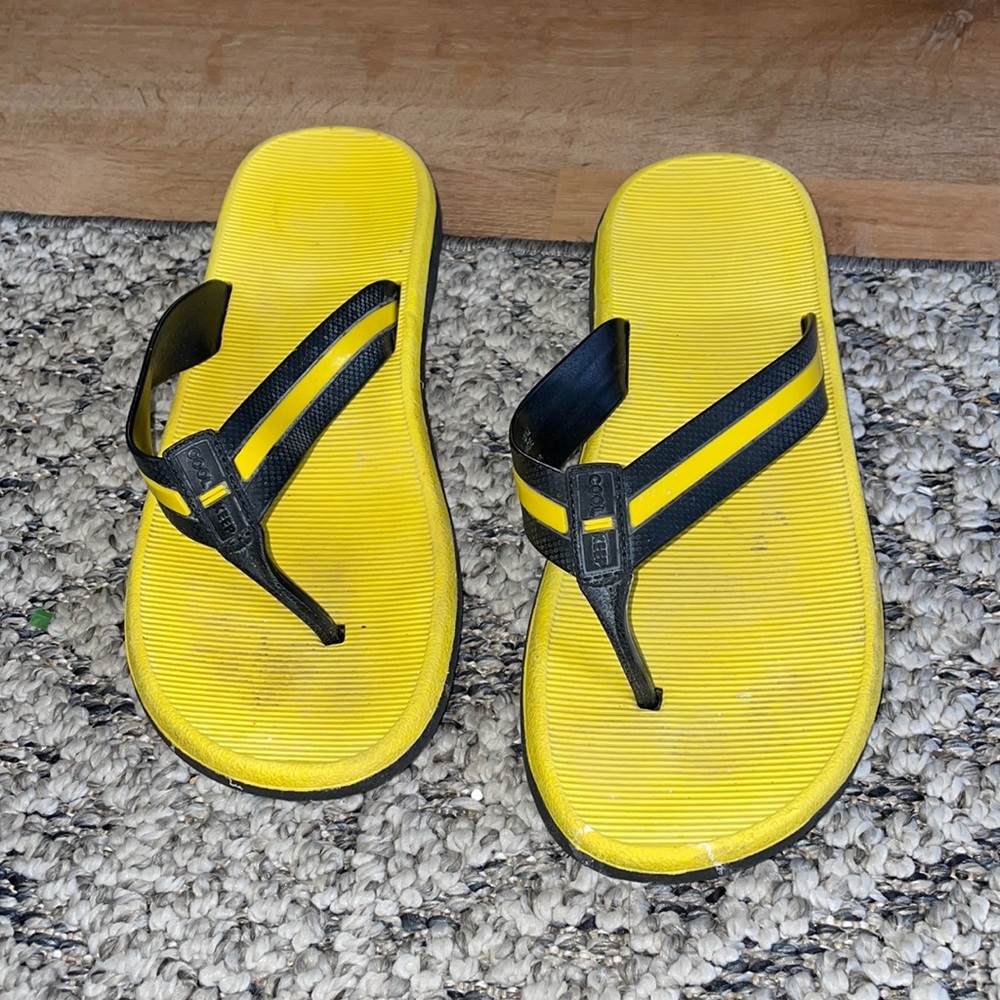 Flip flops